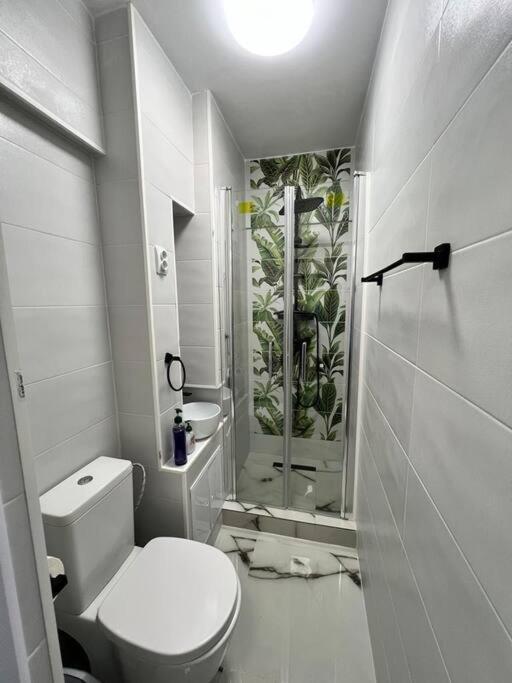 Apartment & Spacious 3br 3ba Family *